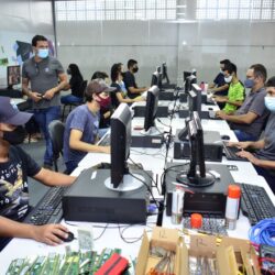 Programa de reciclagem de lixo eletrônico do Governo de Goiás oferece 135 vagas para cursos tecnológicos gratuitos