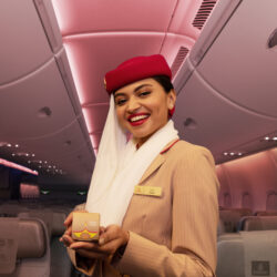 Emirates celebra em seus voos o festival das luzes Diwali