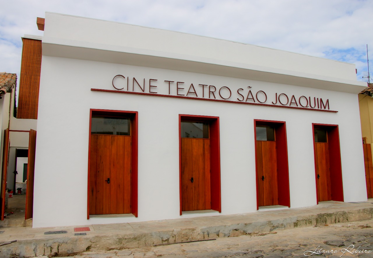 No momento, você está visualizando Cine São Joaquim exibe série de animação sobre Cora Coralina