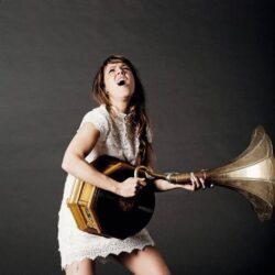 Cantora Zaz, ícone da música francesa, faz única apresentação no Brasil