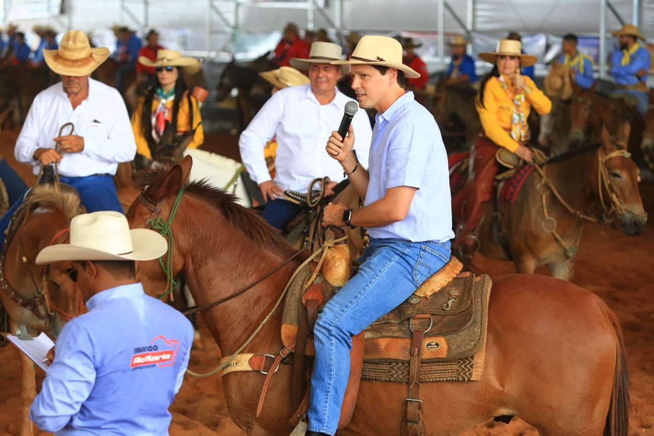 Você está visualizando atualmente Daniel Vilela ressalta força da tradição do Encontro de Muladeiros de Iporá