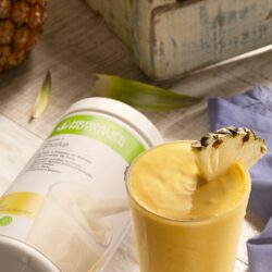 Receita Fit e Zero Lactose: smoothie frapê de abacaxi