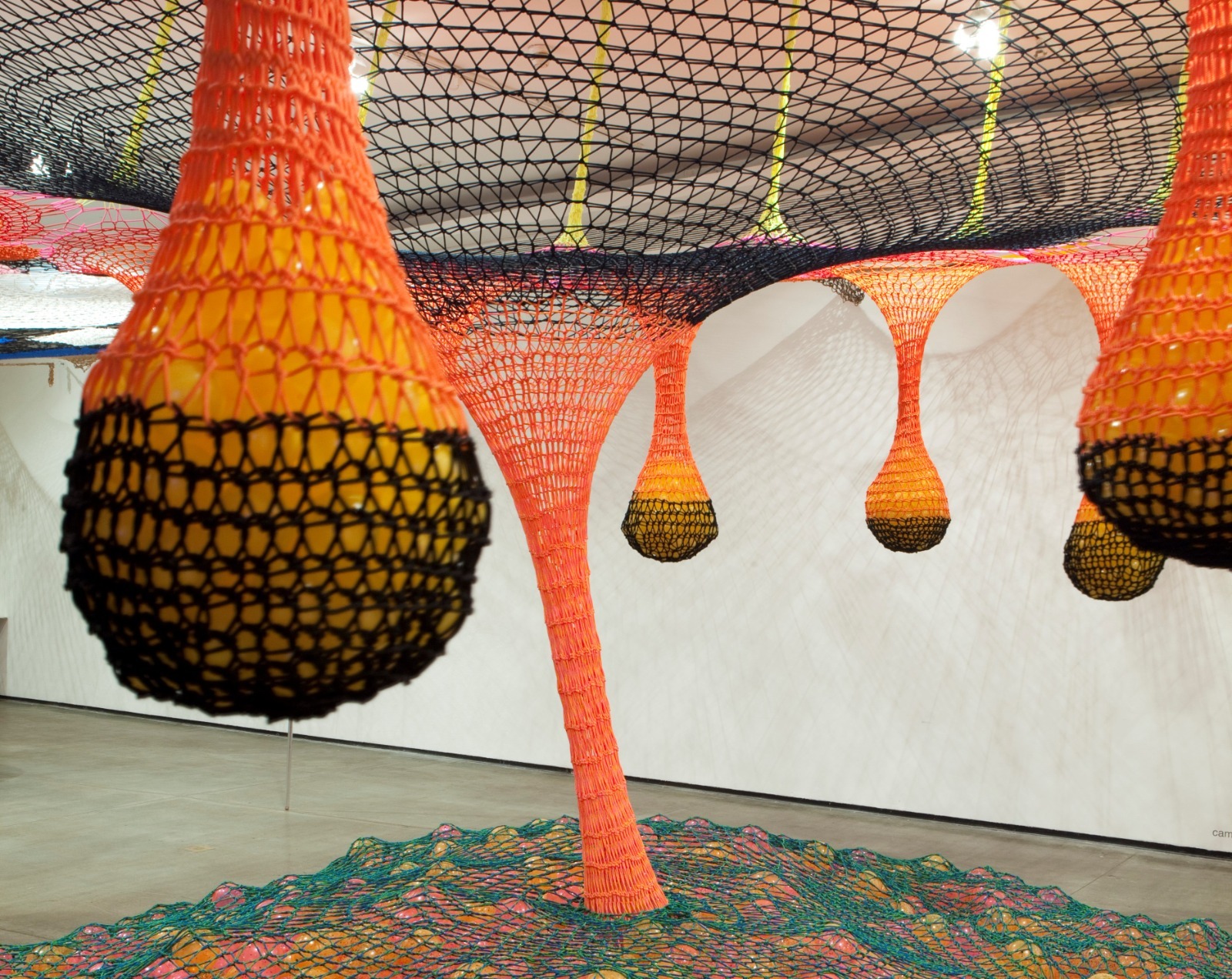 No momento, você está visualizando Flamboyant Shopping terá obra de arte assinada pelo artista plástico contemporâneo, Ernesto Neto