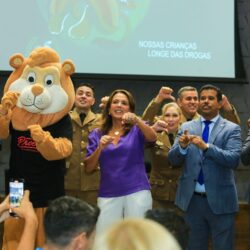 Gracinha Caiado celebra combate à criminalidade em Goiás durante aniversário de 25 anos do Proerd