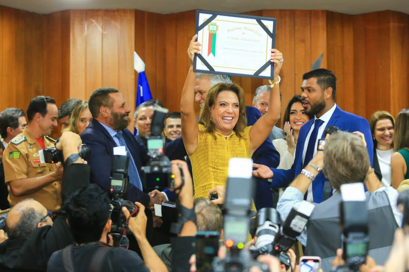 No momento, você está visualizando Primeira-dama Gracinha Caiado recebe título de cidadã goianiense