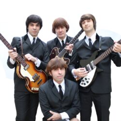 Hey Jude faz tributo aos Beatles