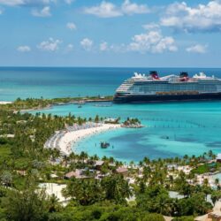Disney Cruise Line anuncia viagens inaugurais para novo destino de ilha durante o verão de 2024