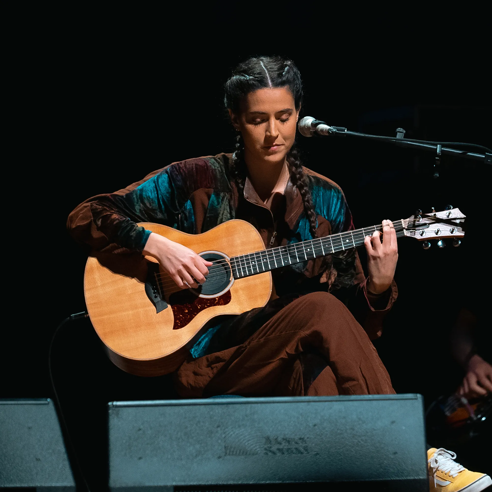 No momento, você está visualizando Teatro Copacabana Palace recebe show da cantora portuguesa MARO no dia 28 de Abril