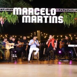 Marcelo Martins, ícone internacional do sucesso com “Eu Quero Tchu, Eu Quero Tcha” e “Joga o Copo pro Alto”, retorna à cena musical acompanhado de Marrone