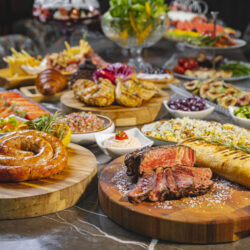 Dia dos Pais: Must Restaurant apresenta brunch com carnes feitas na Parrilla