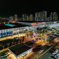 Flamboyant Shopping amplia horário nessa sexta,15/12 