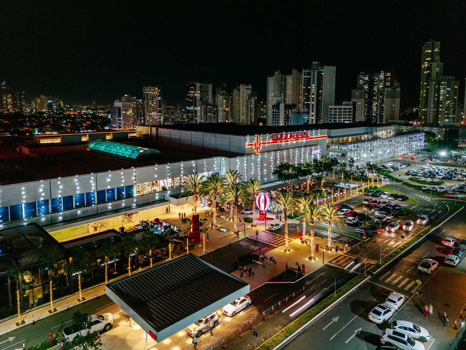 Você está visualizando atualmente <strong>Flamboyant Shopping amplia horário nessa sexta,15/12 </strong>