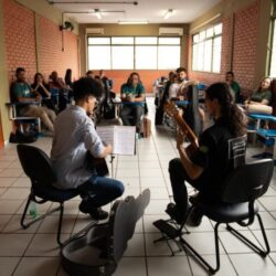 Basileu França abre processo seletivo para cursos de música