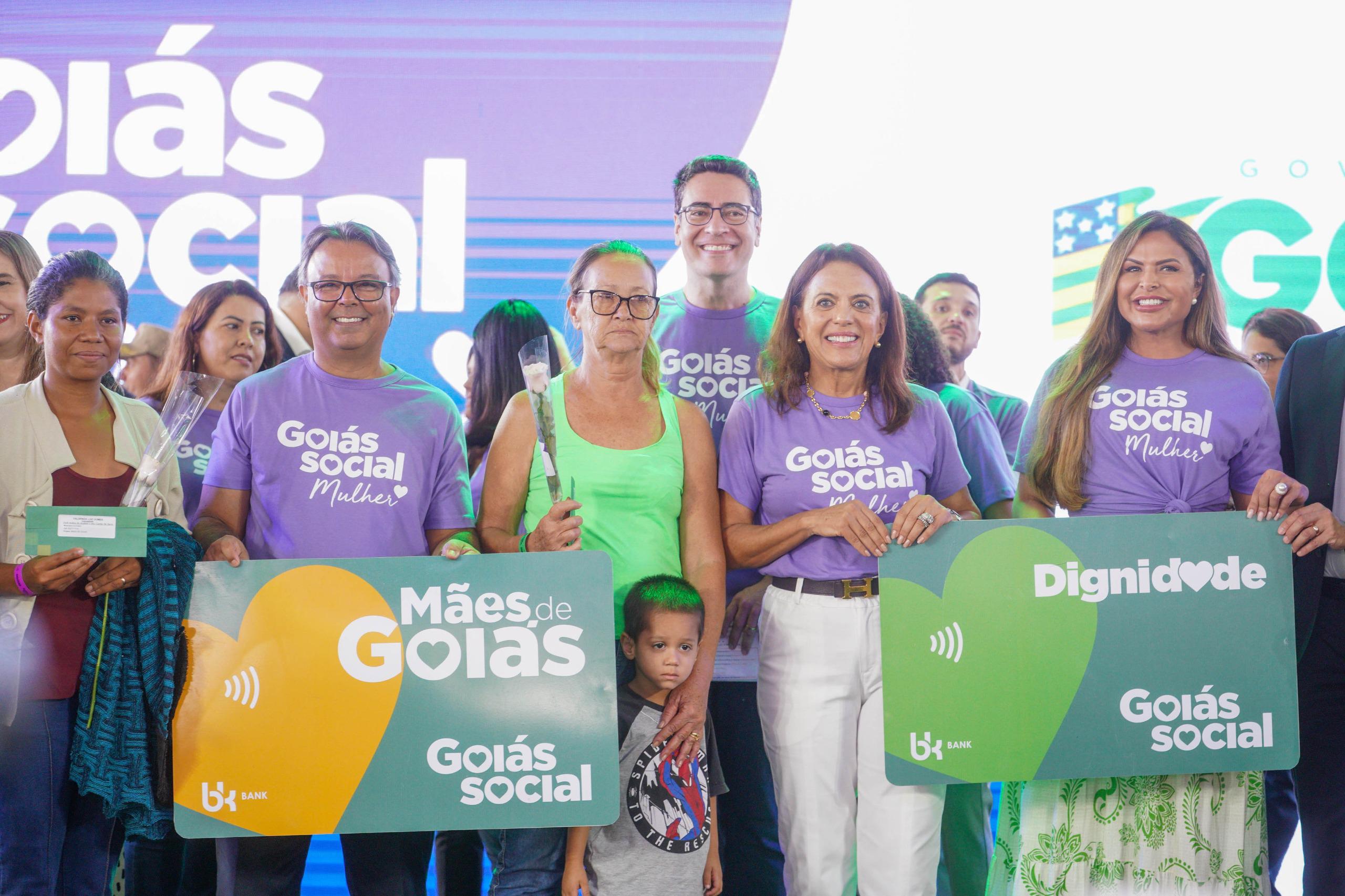 No momento, você está visualizando <em>Goiás Social Mulher oferece mais de 40 serviços gratuitos ao público feminino na Praça Cívica</em>