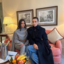 Bruna Marquezine se emociona em entrevista com Silvia Braz durante a Paris Fashion Week