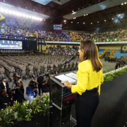 Primeira-dama Gracinha Caiado representa o governador na solenidade de formatura dos novos PMs: “Com a vitória de vocês quem ganha é toda a sociedade”