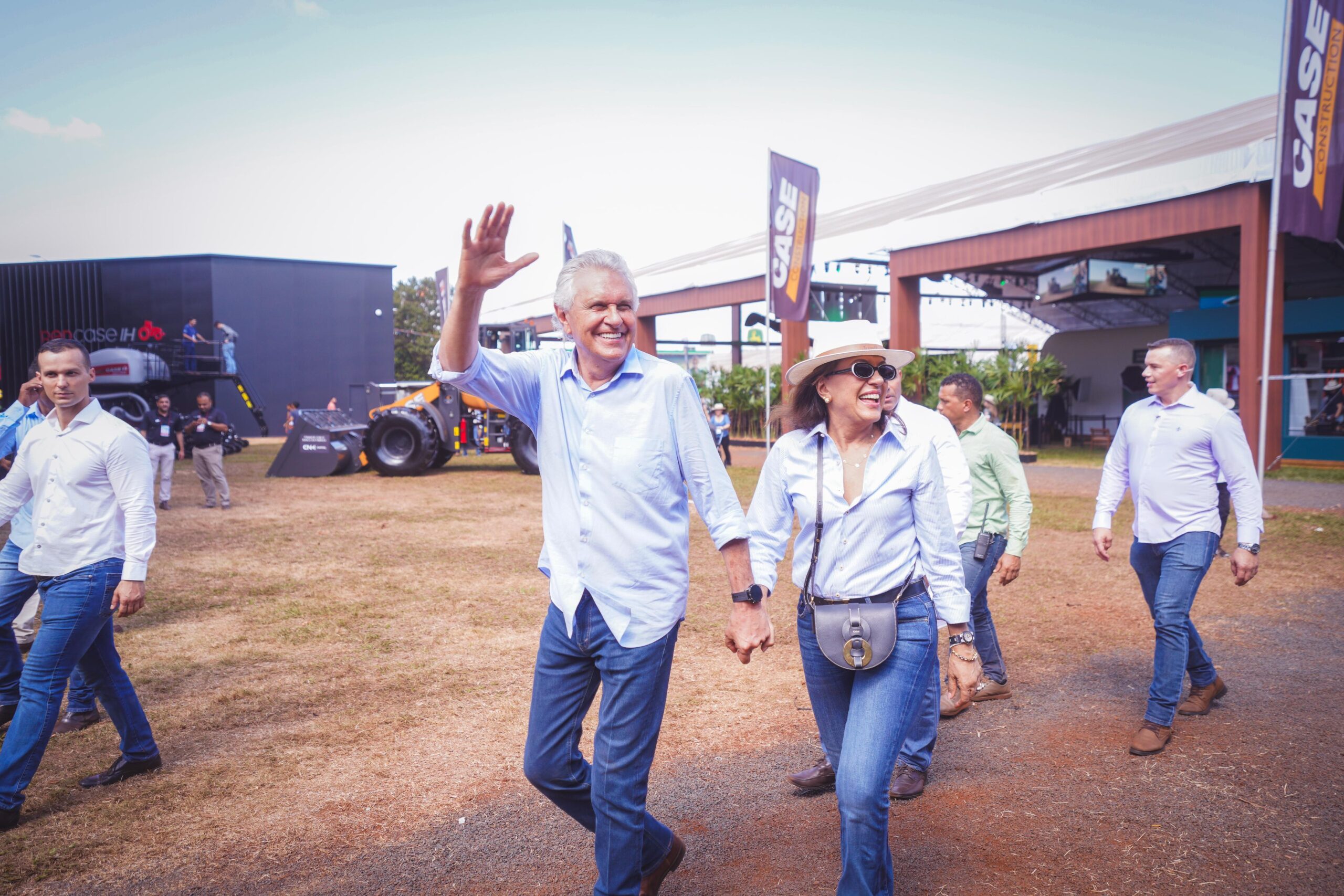 No momento, você está visualizando <em>Caiado visita Agrishow em Ribeirão Preto e defende investimento em tecnologia para o campo</em>