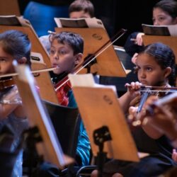 Orquestras Mozart e Pedro Ludovico realizam concerto em homenagem ao Mês das Mães