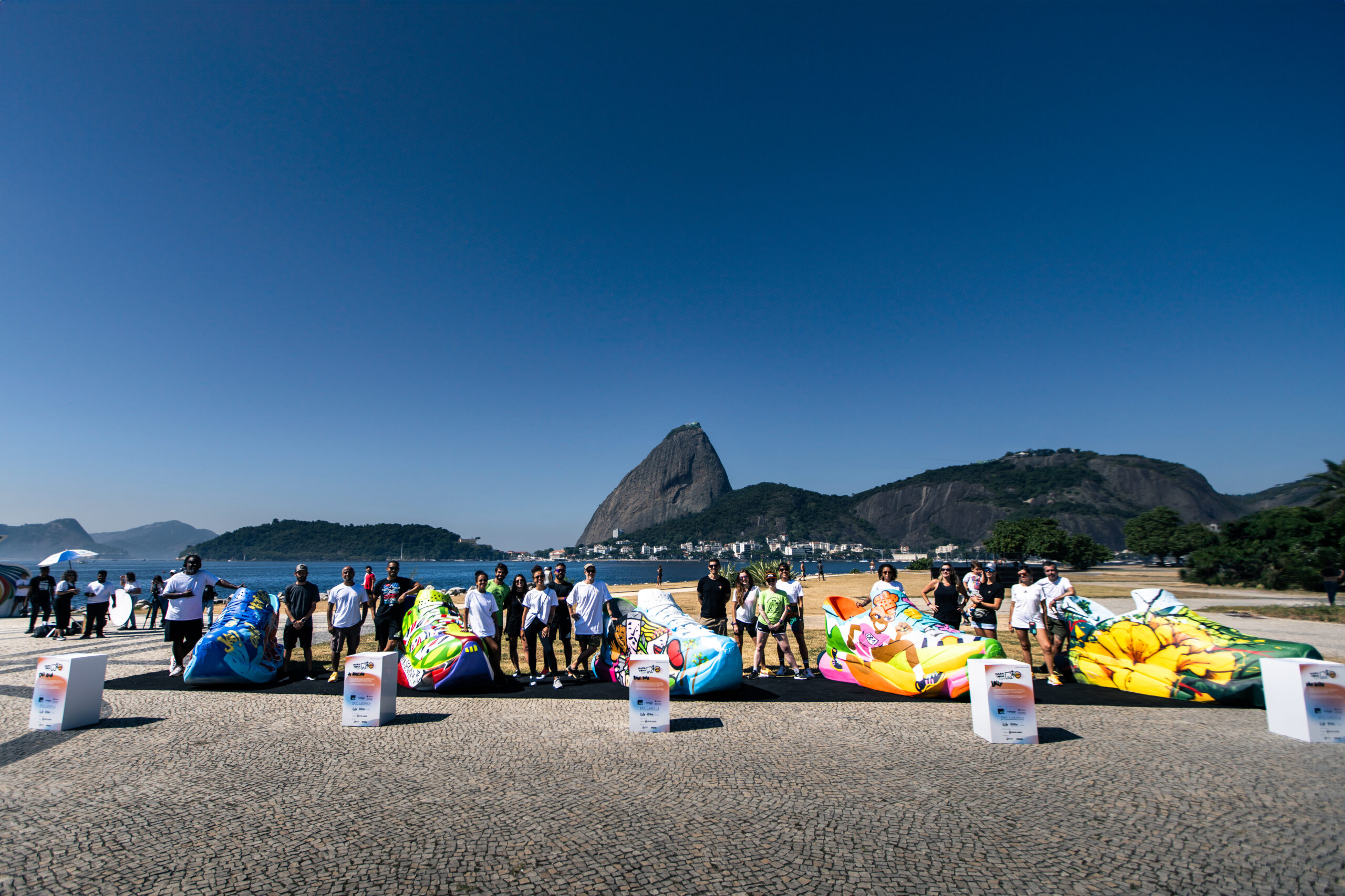 No momento, você está visualizando Tenisões símbolos da Maratona do Rio já podem ser vistos pela cidade