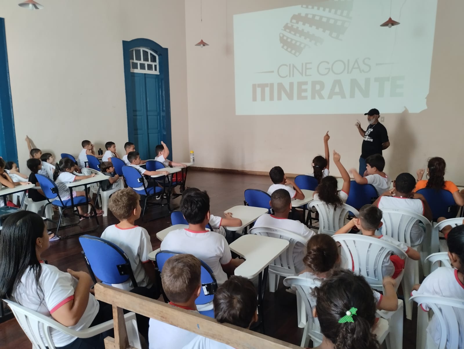 Você está visualizando atualmente Cristianópolis recebe Cine Goiás Itinerante