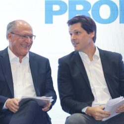 Ao lado de Alckmin, Daniel Vilela lança programa Brasil Mais Produtivo em Goiás