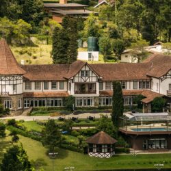 Campos do Jordão: novo museu reúne mais de 100 carros históricos