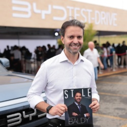 Lançamento da BYD Shark: A Primeira Caminhonete Super-Híbrida do Brasil. Na ocasião foi lançada a edição 58 da Revista Stile,  que traz o vice-presidente da BYD,  Alexandre Baldy na capa