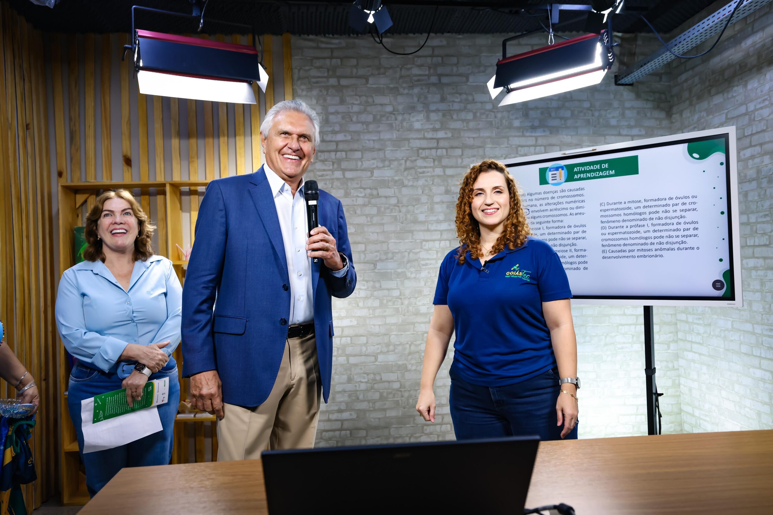 No momento, você está visualizando Ao entregar Centro de Mídias do GoiásTec, Caiado destaca que a tecnologia garante ensino de qualidade a estudantes afastados dos centros urbanos