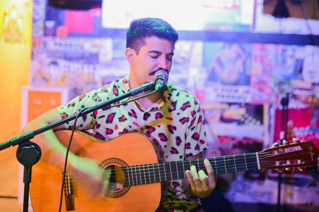 No momento, você está visualizando Noite de brasilidades, R&B e Hip Hop com Fernandinho Quarteto, sábado (18)