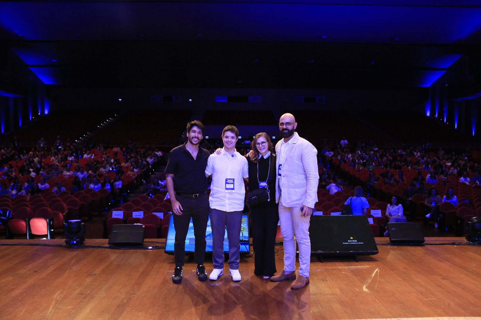 No momento, você está visualizando João Vitor de Paiva palestra para mais de 1500 professores no Sesi Senai Goiás