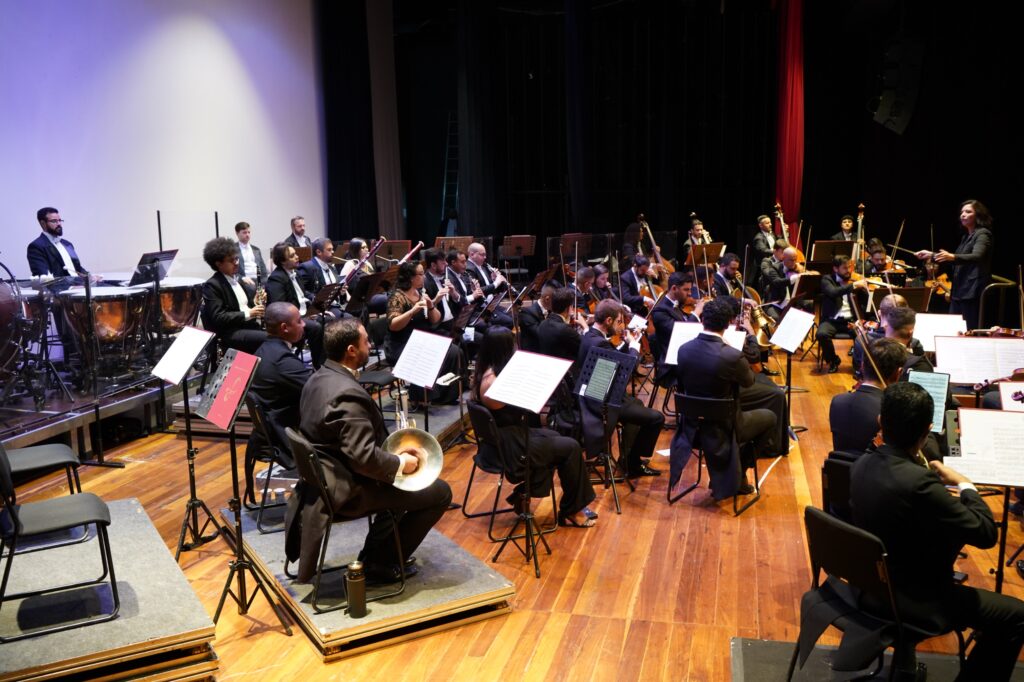 Orquestra Filarmônica de Goiás faz concerto no Basileu França