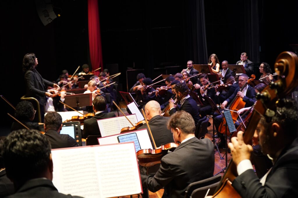 Orquestra Filarmônica de Goiás faz concerto no Basileu França